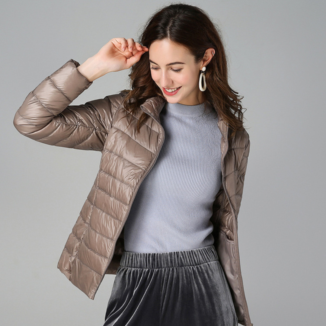 Aurora - Neue Ultralight Jacke mit weißen Entenfedern