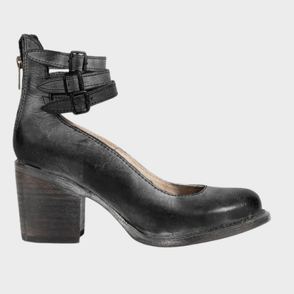 Clara – Schuhe mit Absatz und Schnallenriemen