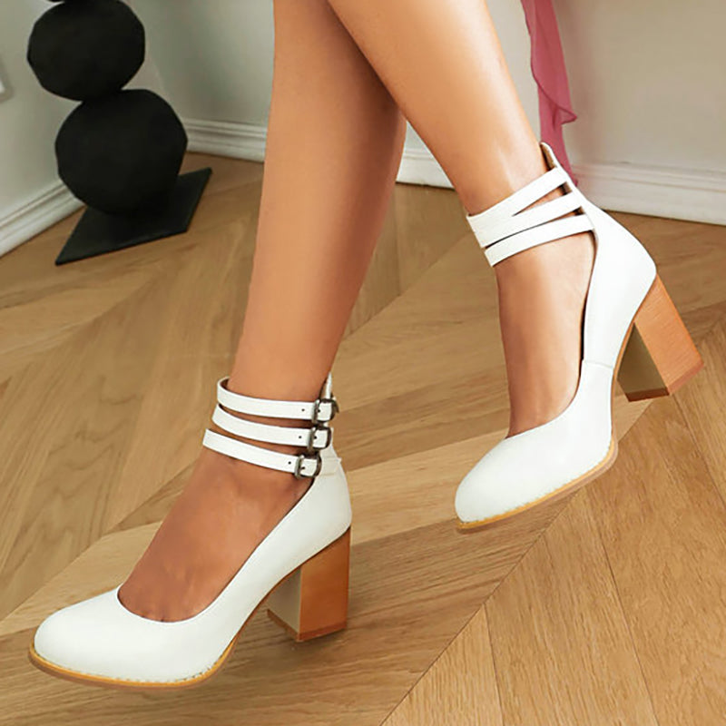 Casilda | Glatte Sandalen mit Knöchelriemen und dicker Sohle