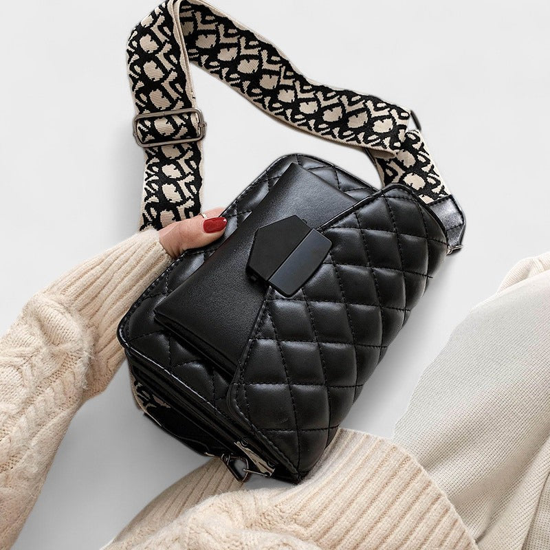 Nora. – Klassische Schultertasche mit mehreren Fächern