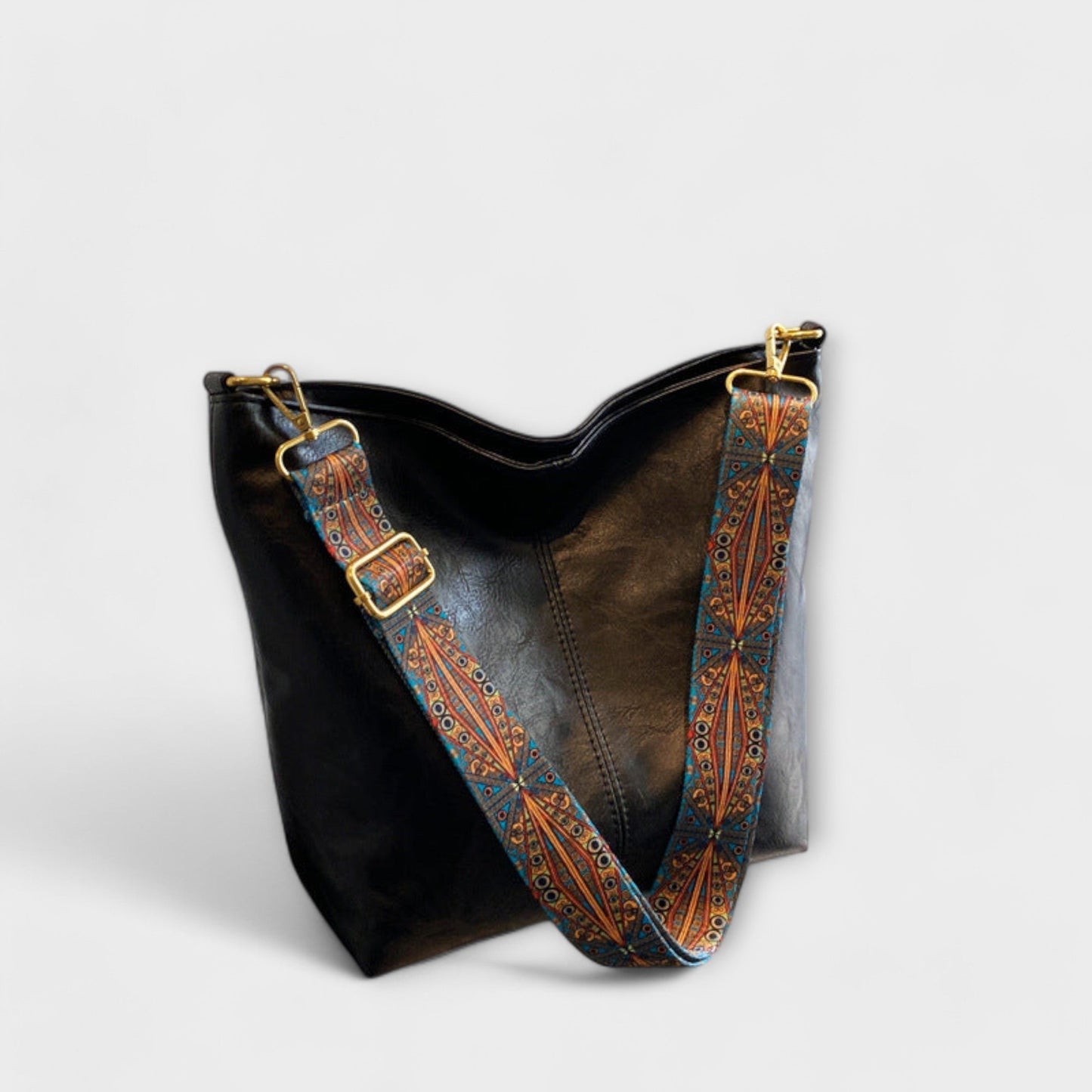 Nora. - Elegante Vintage-Handtasche