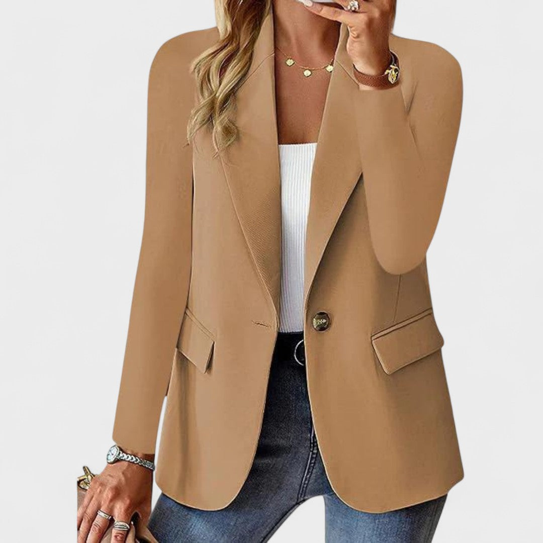 Carla – Maßgeschneiderter Blazer mit zeitloser Eleganz