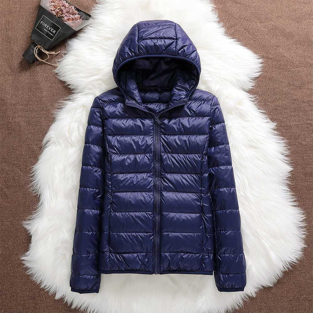 Nord - Neue Jacke mit weißen Entenfedern